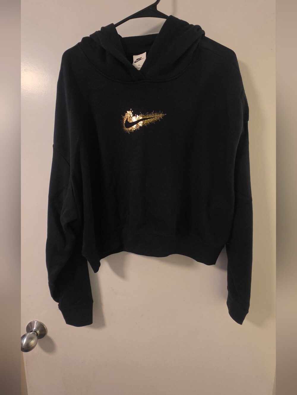 NWT! Nike Black Cropped Hoodie with Gold Swoosh XL